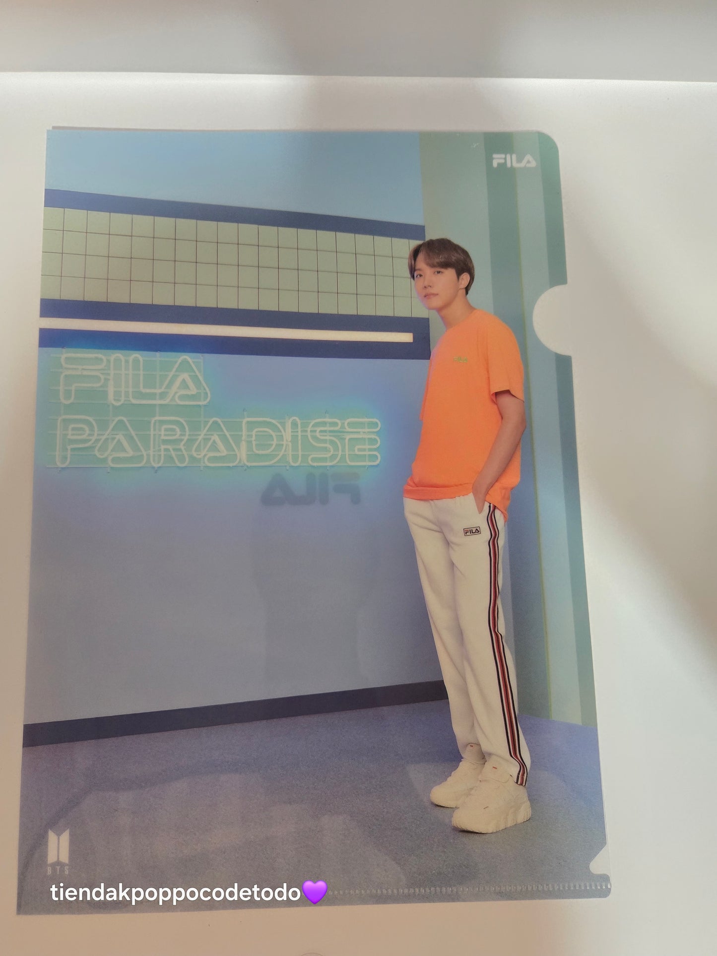 Folder J Hope