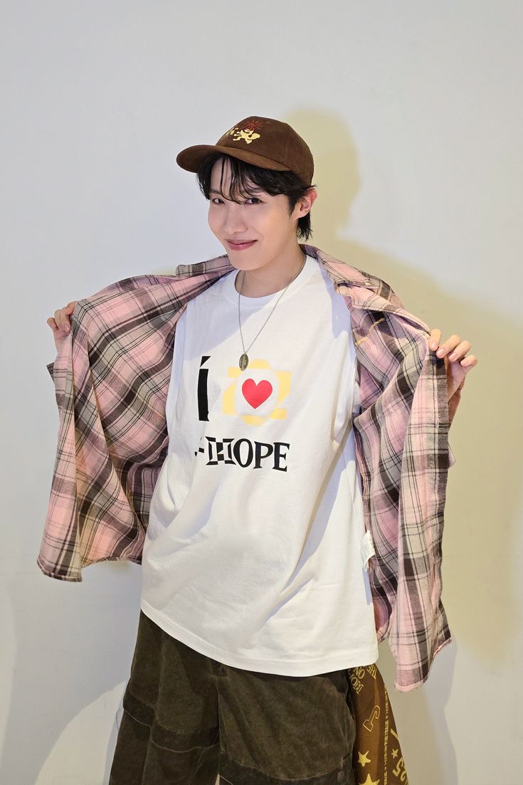 Playera J Hope merch Hope on the stage