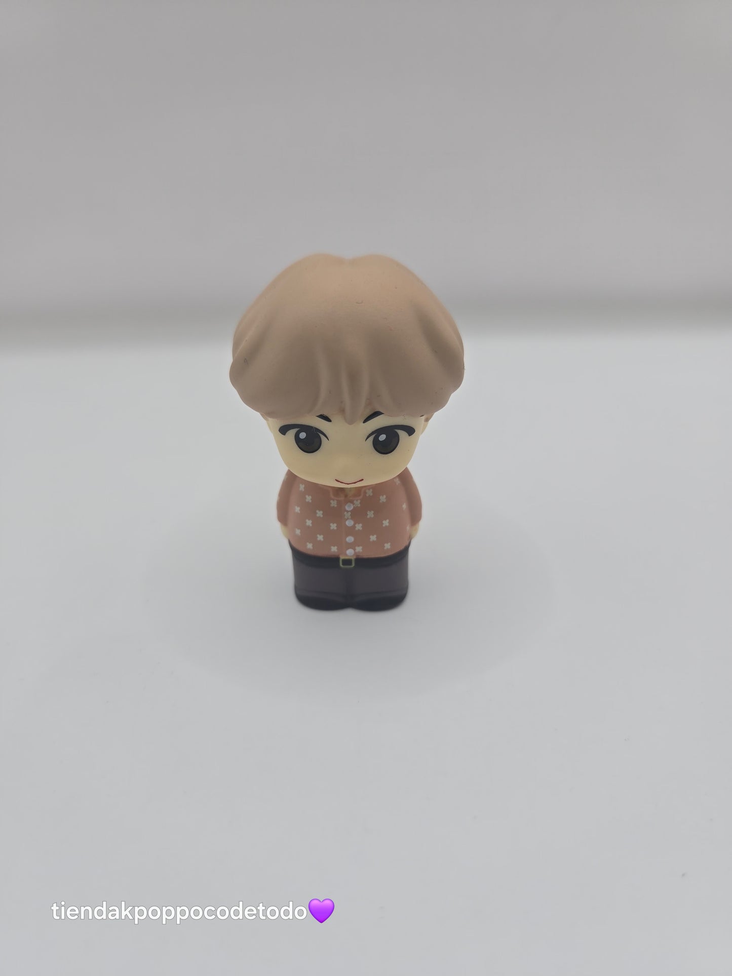 Figuras de integrantes de BTS