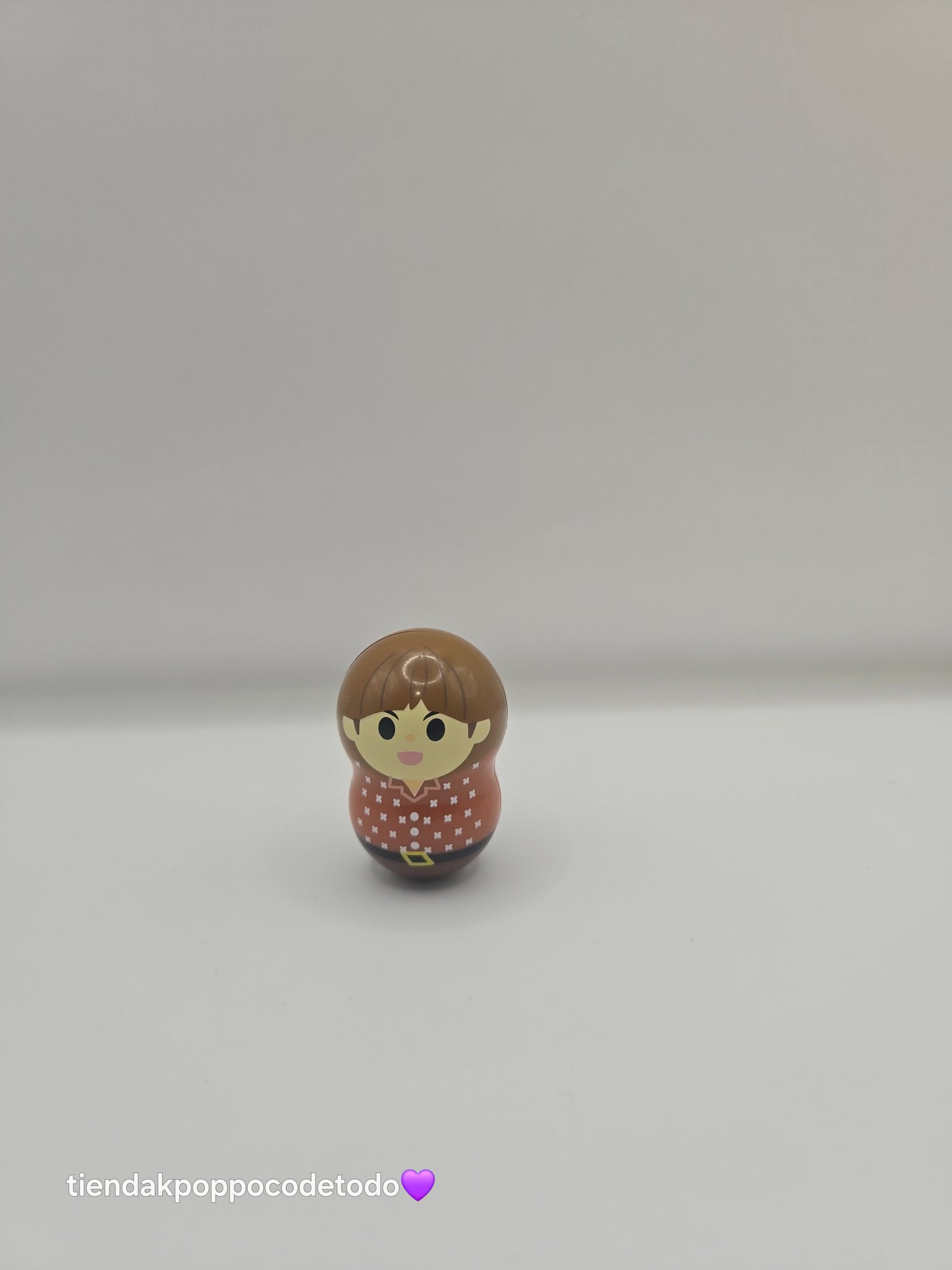 Figuras de integrantes de BTS