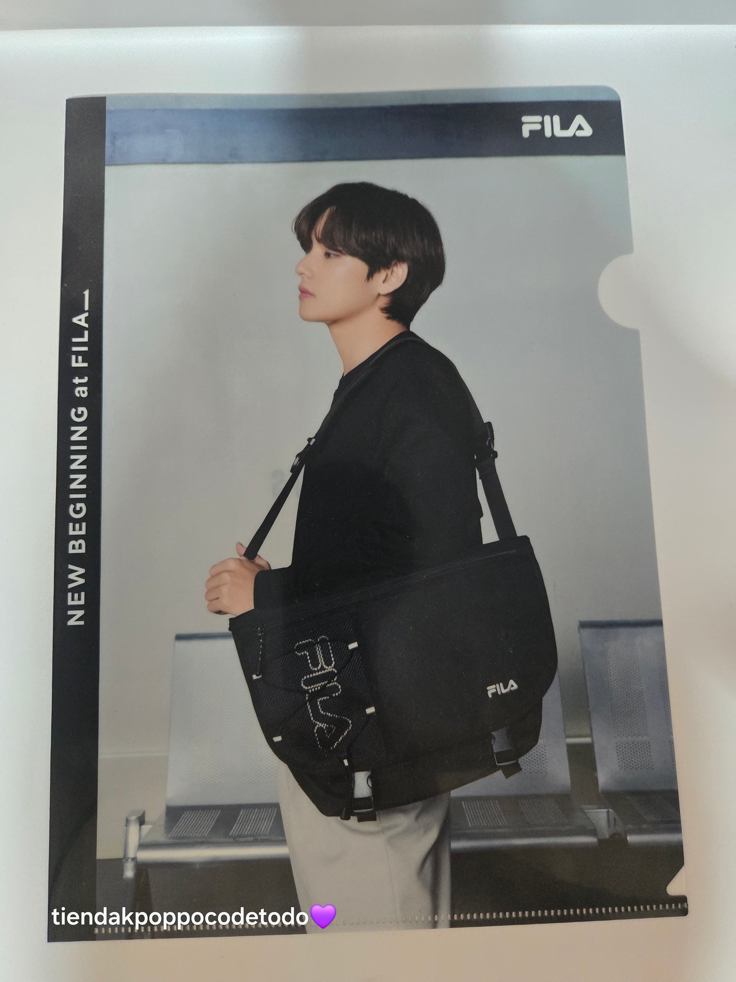 Folder V Fila