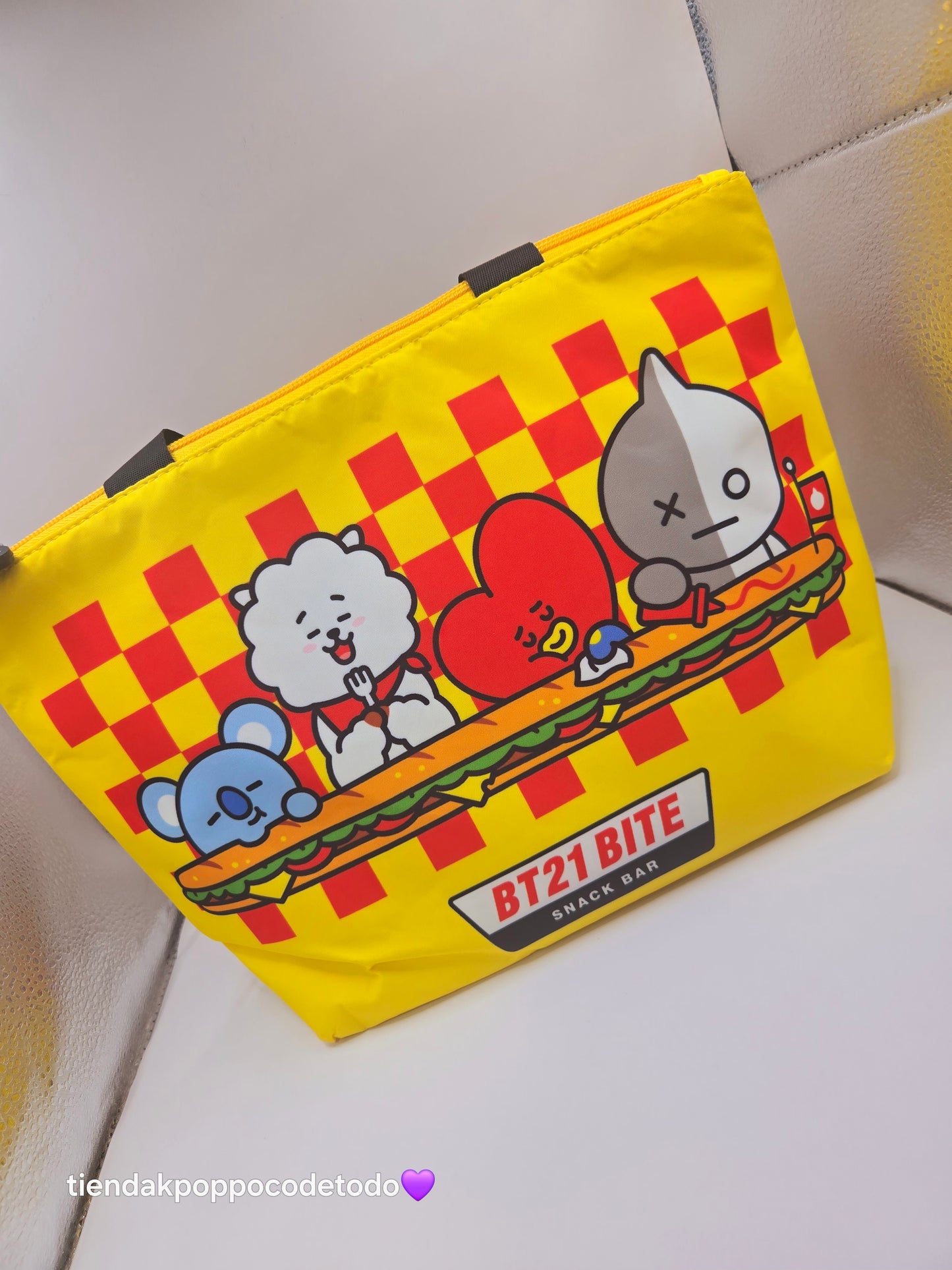 Lonchera BT21 BITE amarilla